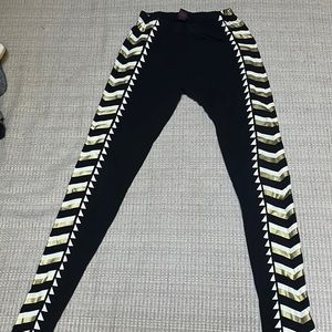 Black leggings